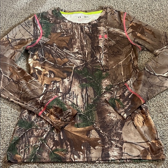 Under armour real tree base layer camo medium - Picture 1 of 4